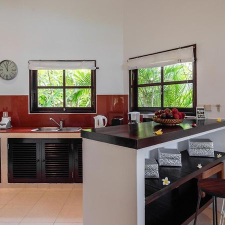 Gorgeous Beachfront Villa Lovina Banjar  Exteriér fotografie