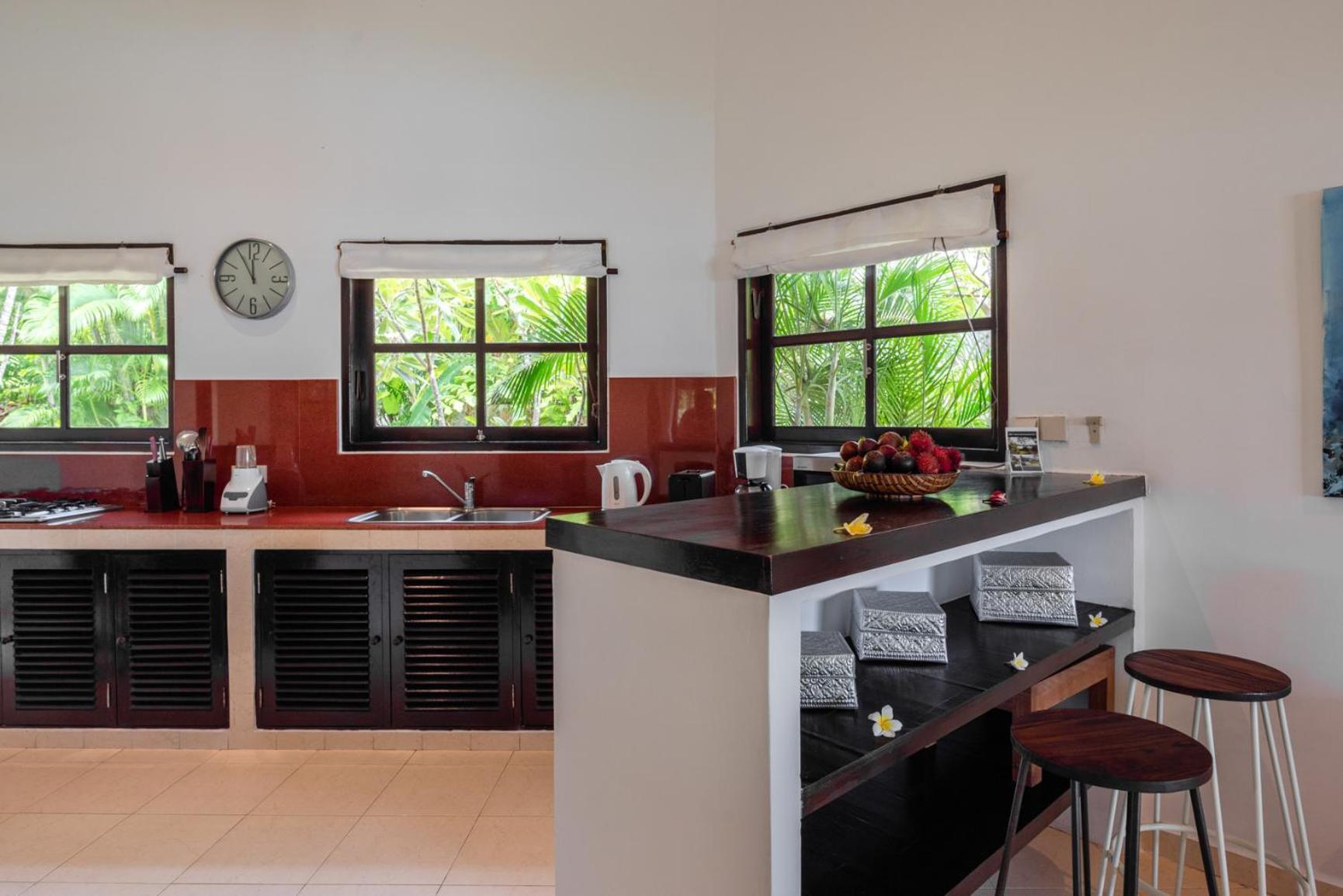 Gorgeous Beachfront Villa Lovina Banjar  Exteriér fotografie
